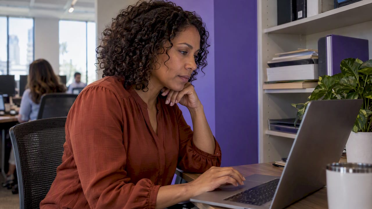 Brokerage leader reviewing a meeting recap